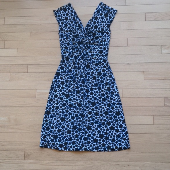 Beautiful Dress NWT - Picture 3 of 4